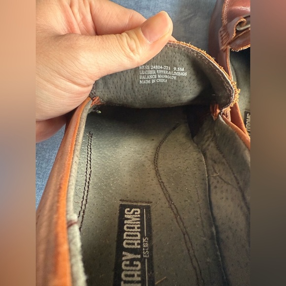 Stacy Adams Brown Leather Loafers Mens SZ 9.5M Slip On Chain Accent Professional - Picture 9 of 9